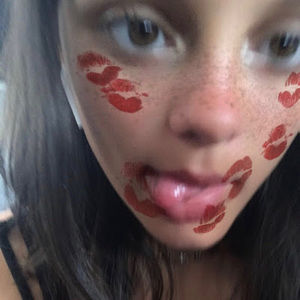 Meet your Posher, Nadia